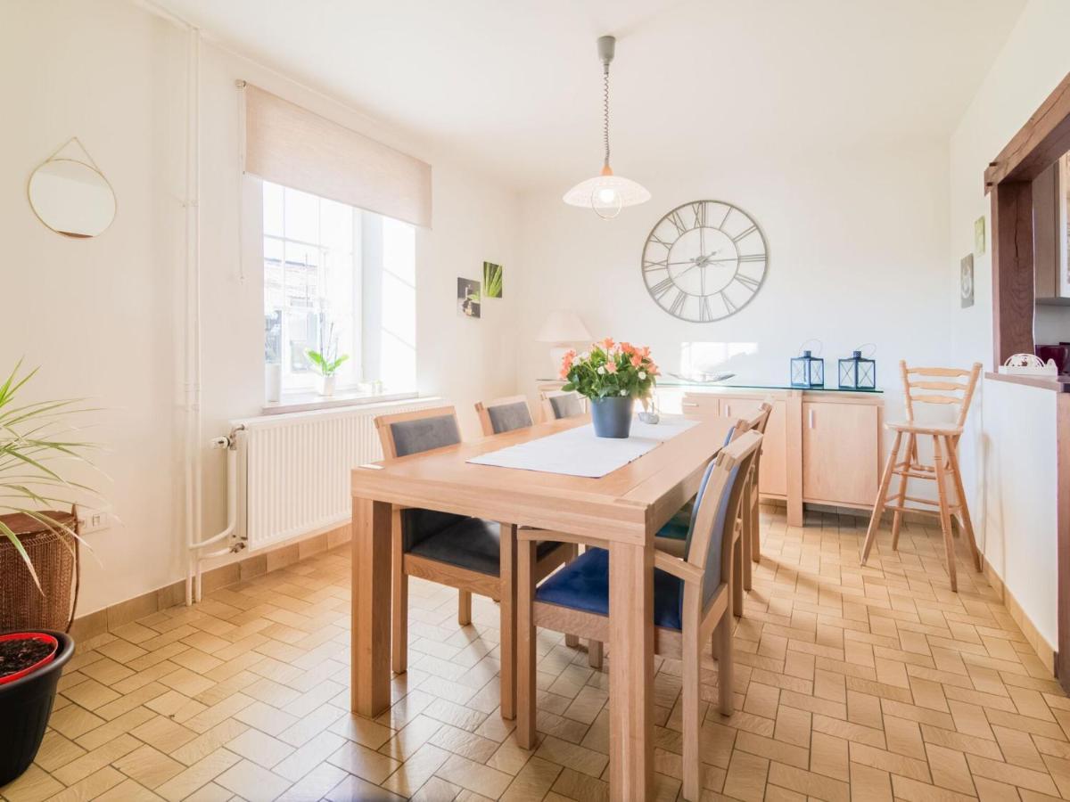 Pretty Farmhouse In Houffalize With Courtyard Exteriör bild