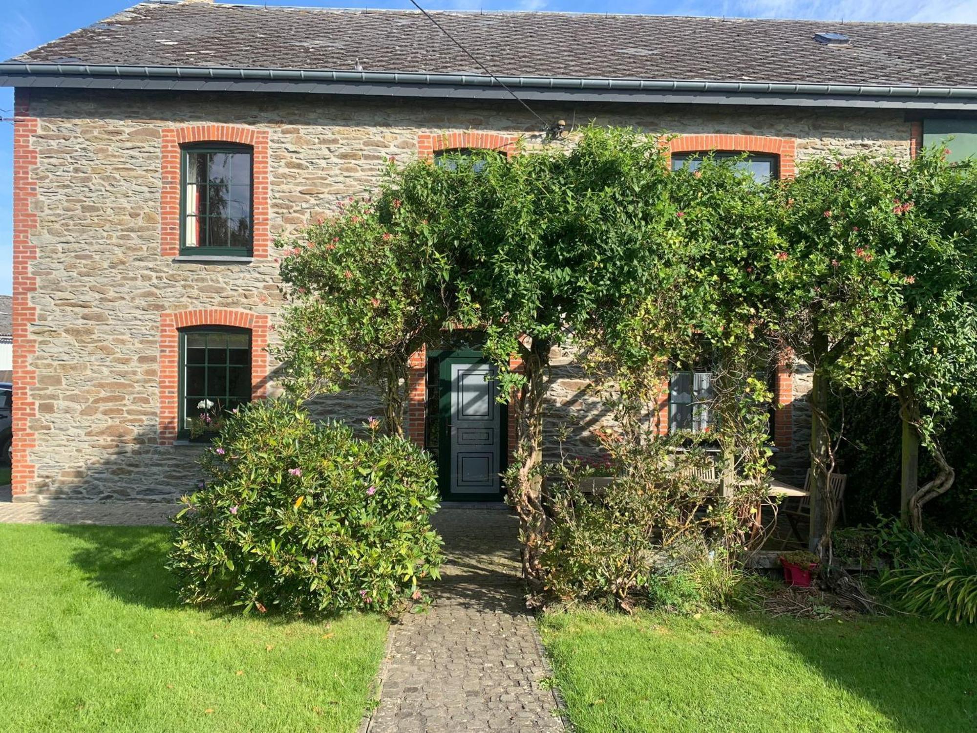 Pretty Farmhouse In Houffalize With Courtyard Exteriör bild