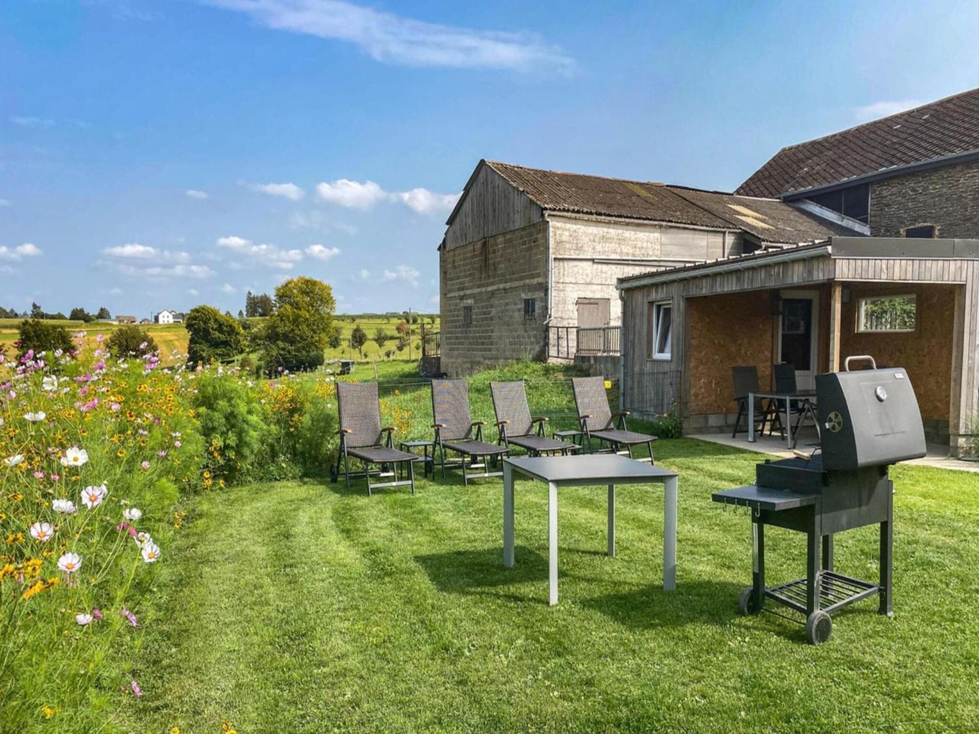 Pretty Farmhouse In Houffalize With Courtyard Exteriör bild